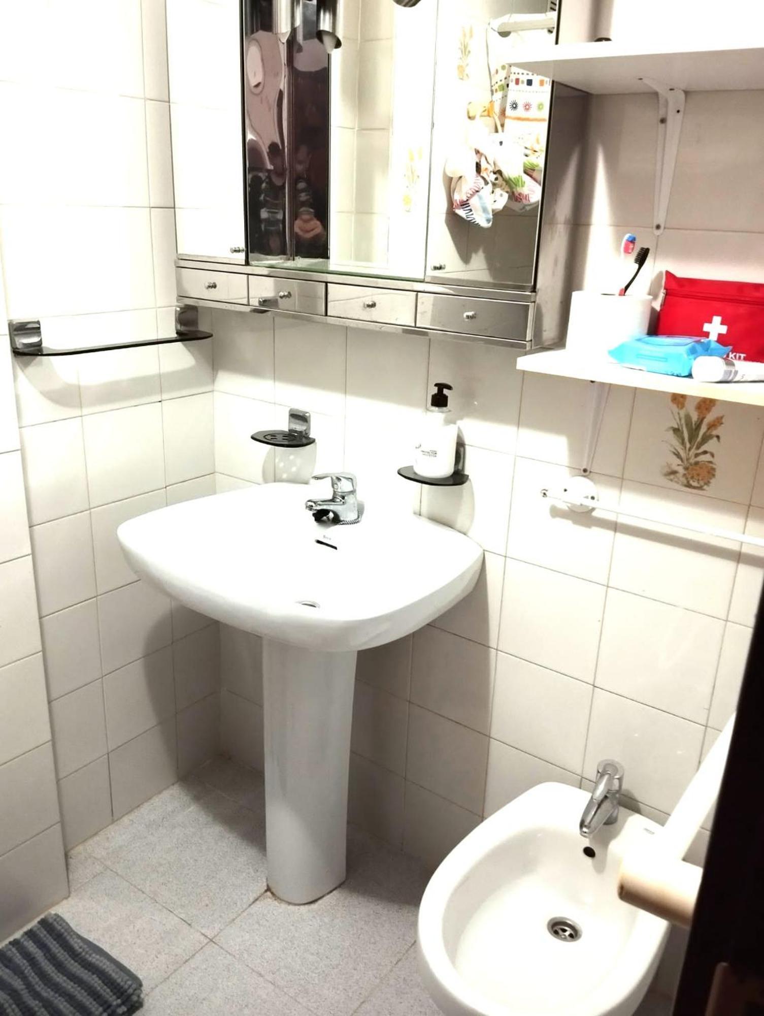 Room In Shared Apartment With Parking Almunecar Bagian luar foto