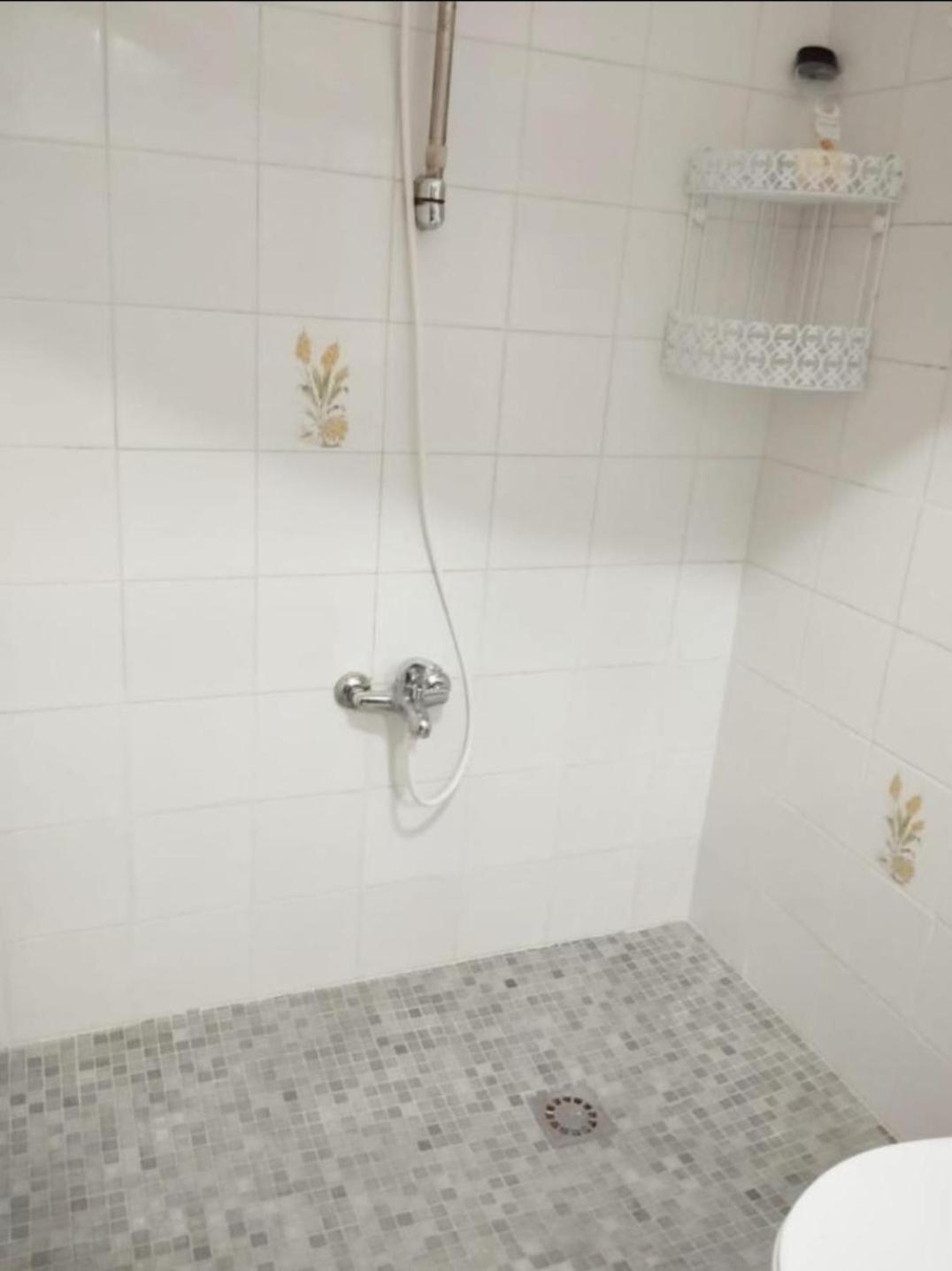 Room In Shared Apartment With Parking Almunecar Bagian luar foto